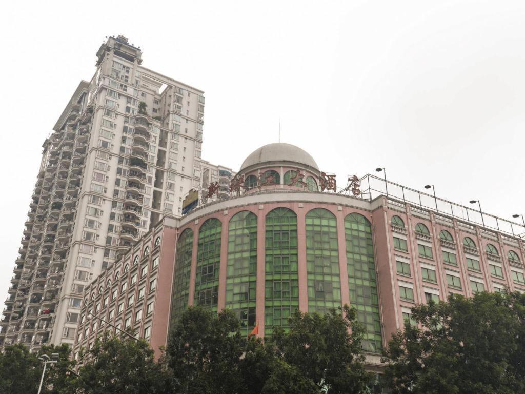 New Pearl River Hotel Guangzhou Dış mekan fotoğraf