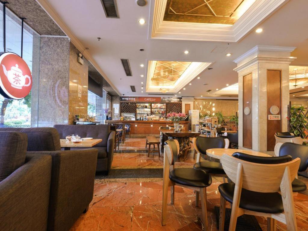 New Pearl River Hotel Guangzhou Dış mekan fotoğraf
