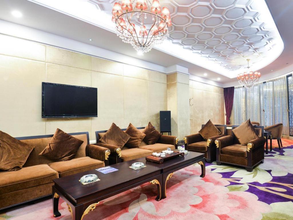 New Pearl River Hotel Guangzhou Dış mekan fotoğraf