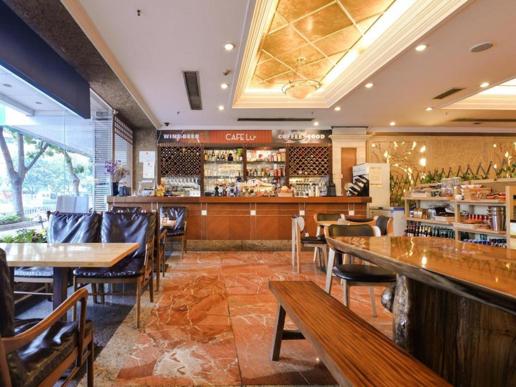 New Pearl River Hotel Guangzhou Dış mekan fotoğraf