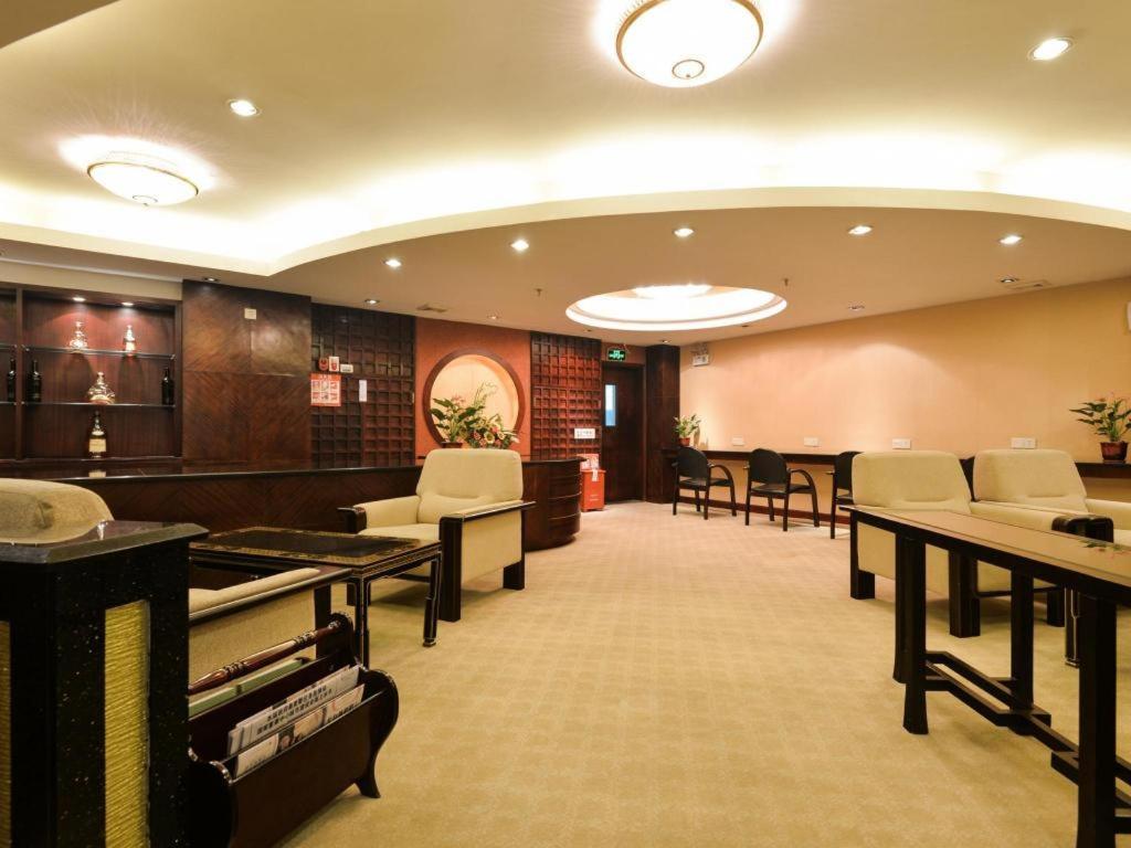 New Pearl River Hotel Guangzhou Dış mekan fotoğraf