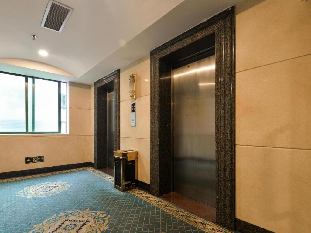 New Pearl River Hotel Guangzhou Dış mekan fotoğraf