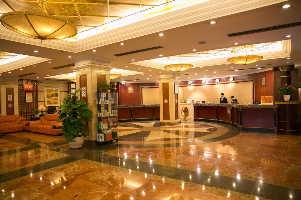 New Pearl River Hotel Guangzhou Dış mekan fotoğraf